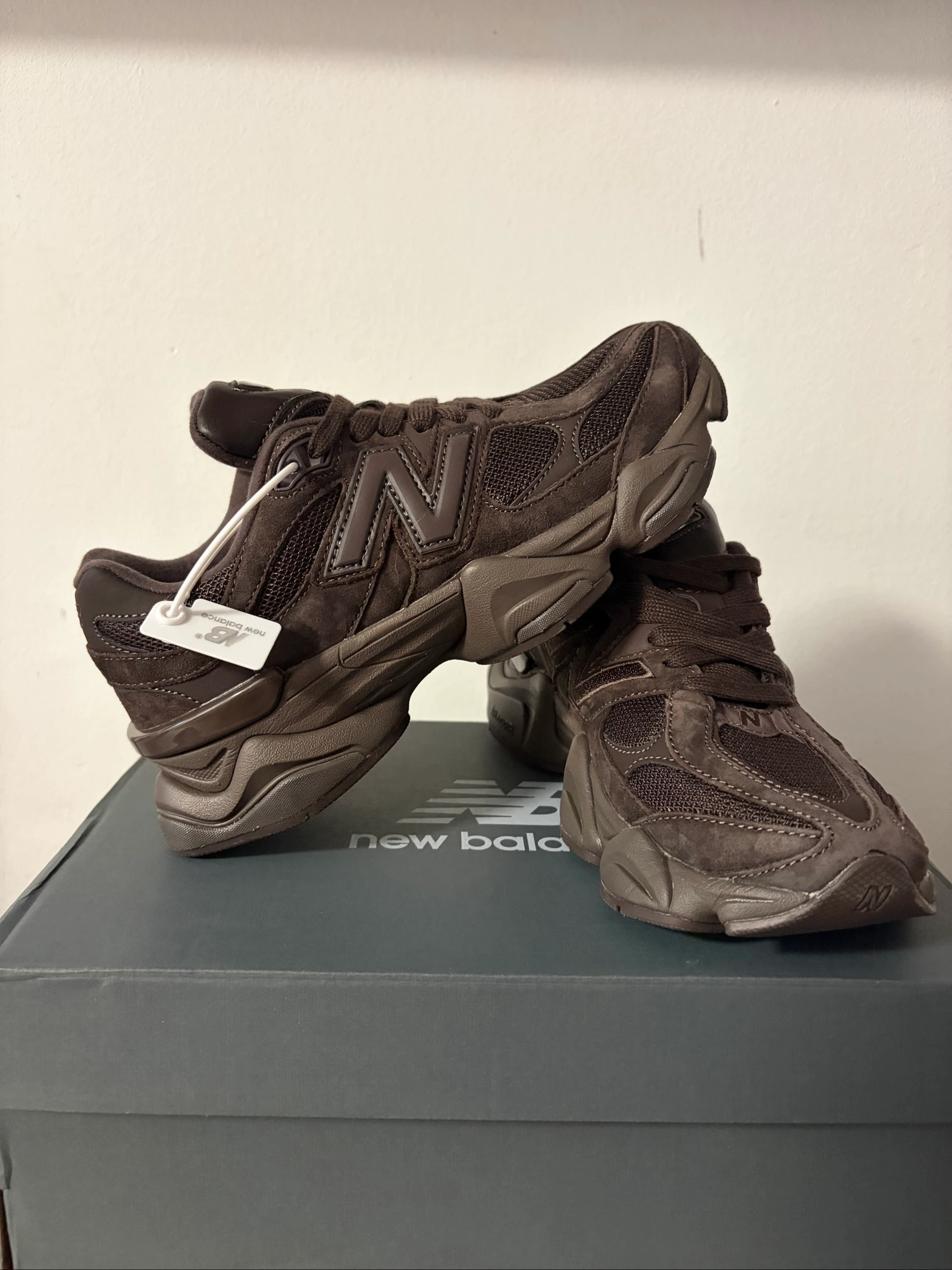 New Balance 9060, Marrón Chocolate